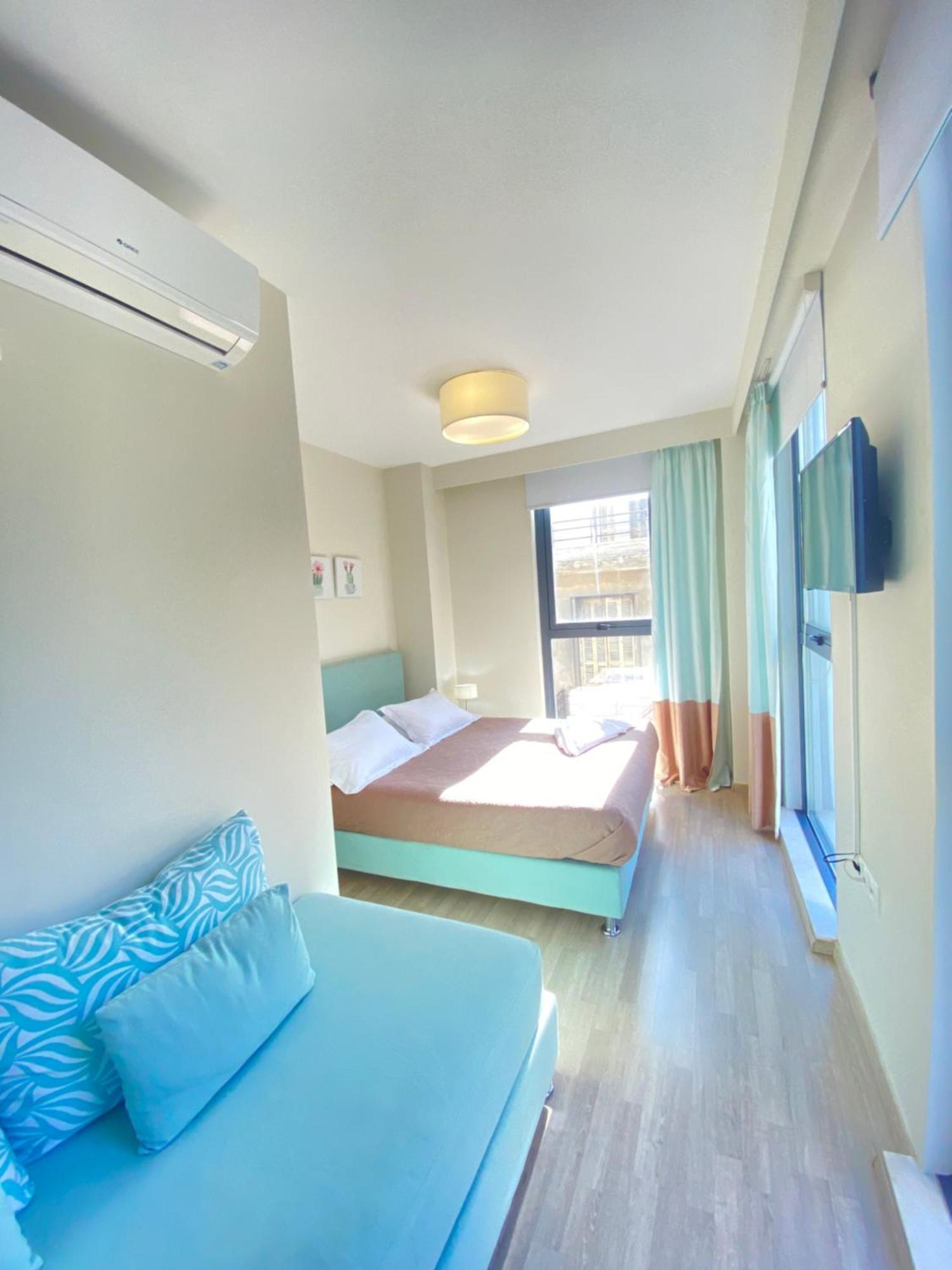 Tins Hotel City - Афины Экстерьер фото
